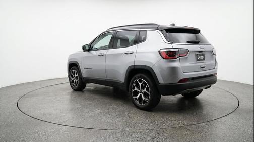 Silver Zynith Metallic Clearcoat 2025 Jeep Compass Limited