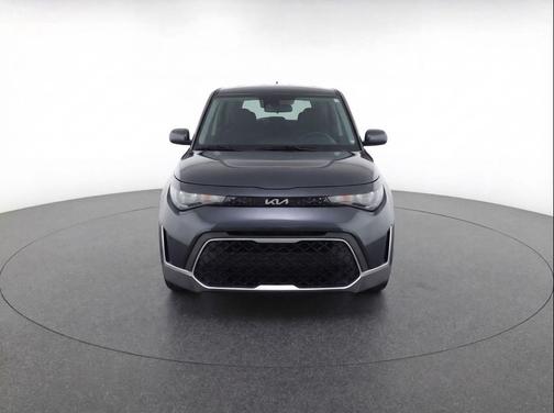 Gravity Gray 2023 Kia Soul LX