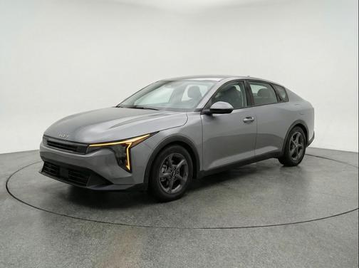 Interstellar Gray 2025 Kia K4 LXS
