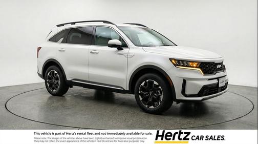 Glacial White Pearl 2024 Kia Sorento S