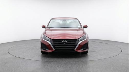 Garnet Pearl Metallic 2025 Nissan Altima SV FWD