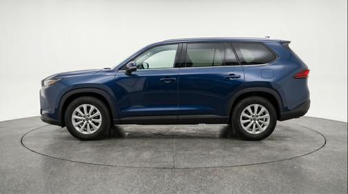 Blueprint 2025 Toyota Highlander LE
