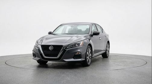 Gun Metallic 2025 Nissan Altima SV FWD