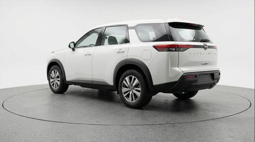 Glacier White 2025 Nissan Pathfinder SV 4WD