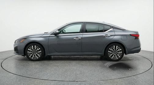 Gun Metallic 2025 Nissan Altima SV FWD