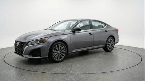 Gun Metallic 2025 Nissan Altima SV FWD