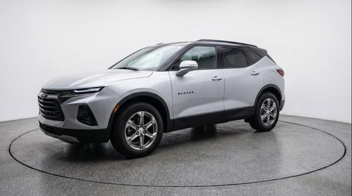 Sterling Gray Metallic 2025 Chevrolet Blazer 2LT
