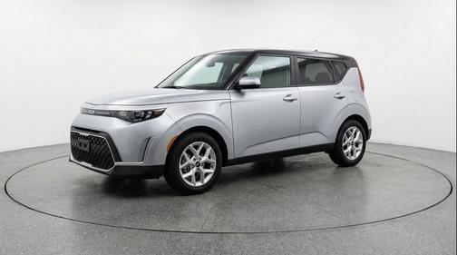 Steel Gray 2025 Kia Soul LX