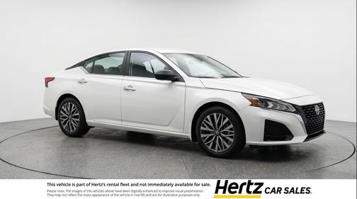 Glacier White 2025 Nissan Altima SV FWD