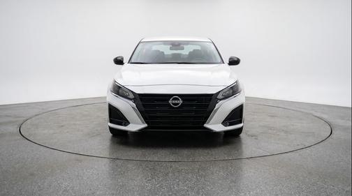 Glacier White 2025 Nissan Altima SV FWD