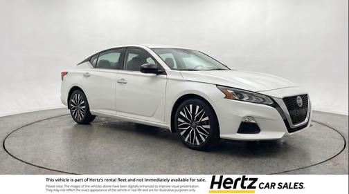 Glacier White 2025 Nissan Altima SV FWD