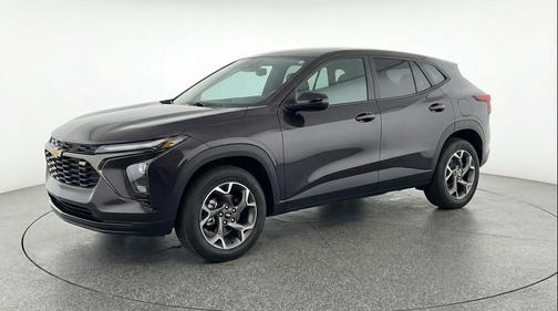 Mosaic Black Metallic 2025 Chevrolet Trax LT