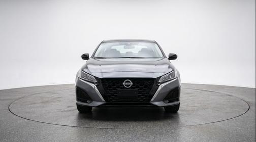 Gun Metallic 2025 Nissan Altima SV FWD