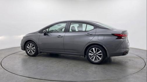 Gun Metallic 2025 Nissan Versa 1.6 SV