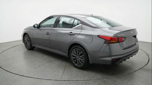 Gun Metallic 2025 Nissan Altima SV FWD