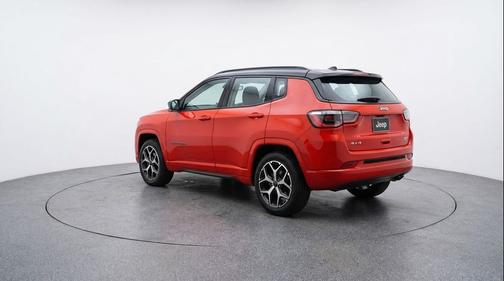 Red Hot Pearlcoat 2025 Jeep Compass Limited