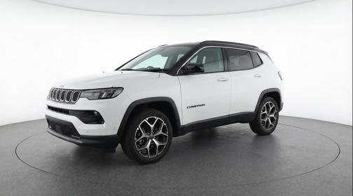 Bright White Clearcoat 2025 Jeep Compass Limited