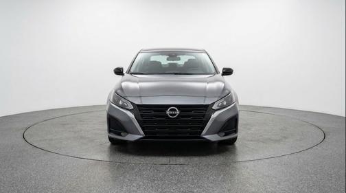 Gun Metallic 2025 Nissan Altima SV FWD