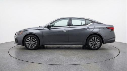 Gun Metallic 2025 Nissan Altima SV FWD