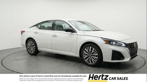 Glacier White 2025 Nissan Altima SV FWD
