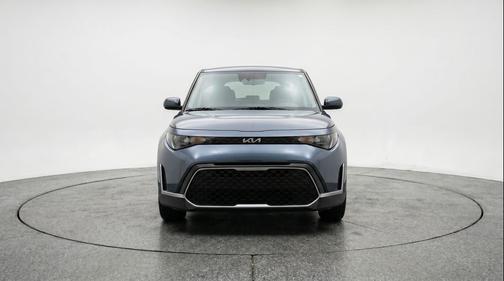 Gravity Gray 2025 Kia Soul LX
