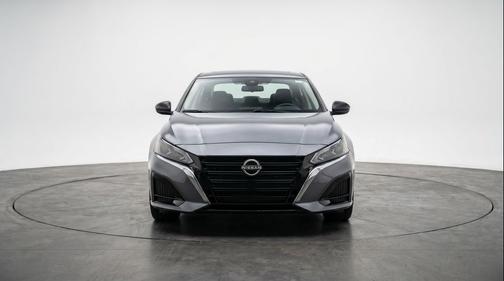 Gun Metallic 2025 Nissan Altima SV FWD