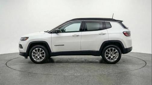 Bright White Clearcoat 2025 Jeep Compass Limited