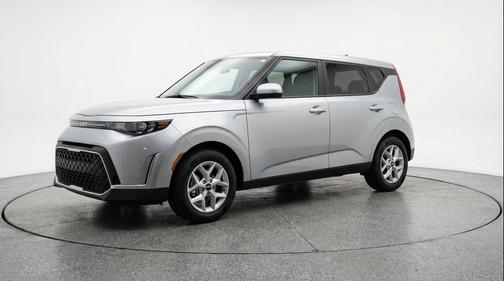 Steel Gray 2025 Kia Soul LX
