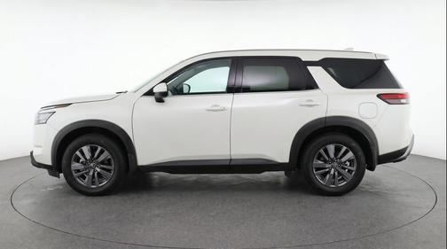 Glacier White 2025 Nissan Pathfinder SV 4WD