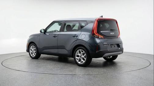 Gravity Gray 2025 Kia Soul LX