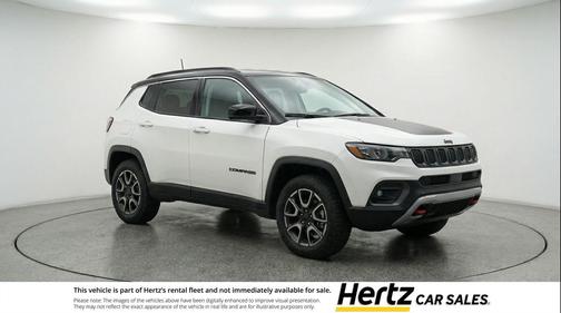 Bright White Clearcoat 2025 Jeep Compass Trailhawk