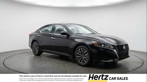 Super Black 2025 Nissan Altima SV FWD