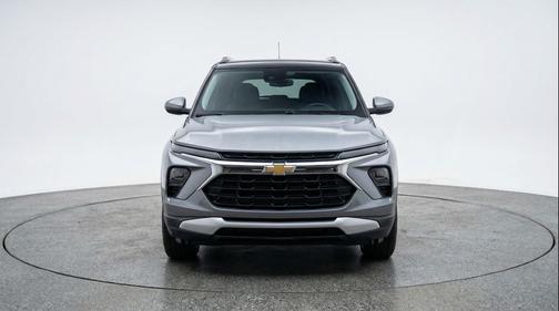 Sterling Gray Metallic 2025 Chevrolet Trailblazer LT