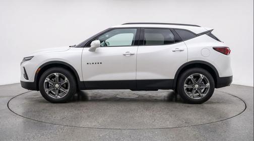 Summit White 2025 Chevrolet Blazer 2LT