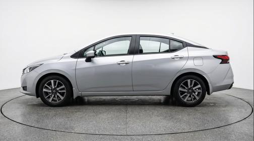 Brilliant Silver Metallic 2025 Nissan Versa 1.6 SV