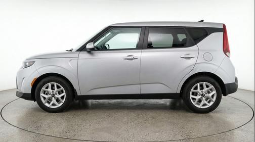 Steel Gray 2025 Kia Soul LX