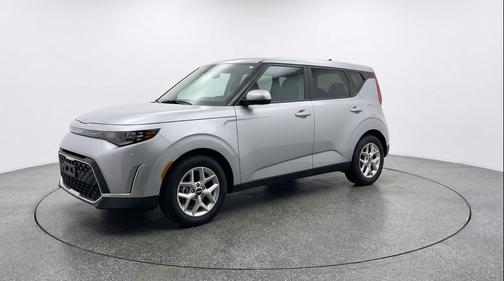 Steel Gray 2025 Kia Soul LX