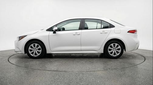 Ice Cap 2025 Toyota Corolla LE