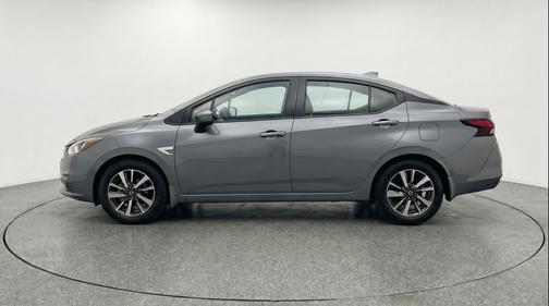 Gun Metallic 2025 Nissan Versa 1.6 SV