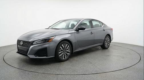 Gun Metallic 2025 Nissan Altima SV FWD