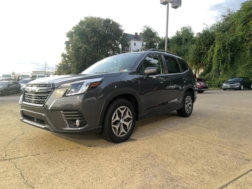 2022 Subaru Forester Premium