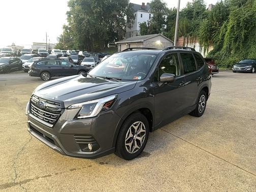 2022 Subaru Forester Premium