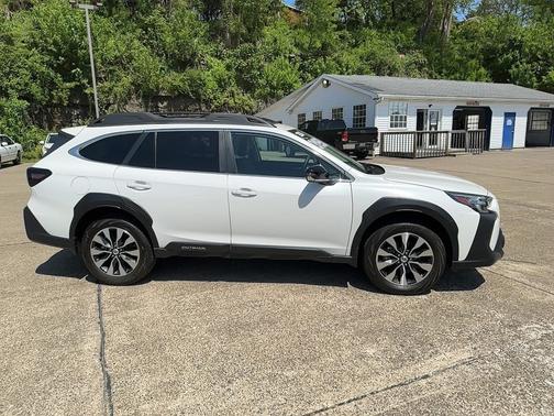 Crystal White 2024 Subaru Outback Limited