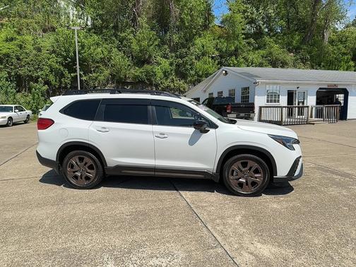 Crystal White Pearl 2025 Subaru Ascent Bronze Edition 7-Passenger