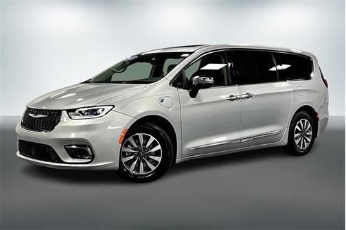 2023 Chrysler Pacifica Hybrid Limited