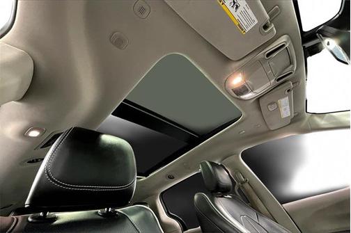 2023 Chrysler Pacifica Hybrid Limited