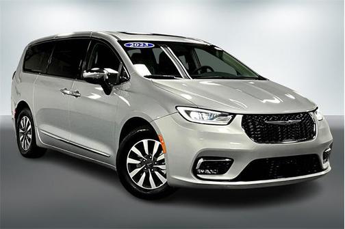 2023 Chrysler Pacifica Hybrid Limited