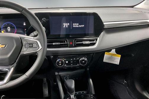 Cacti Green 2026 Chevrolet Trailblazer LT