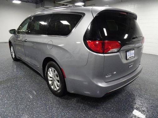 2018 Chrysler Pacifica Touring-L