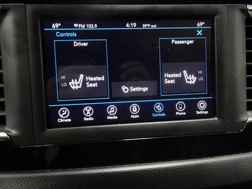 2018 Chrysler Pacifica Touring-L
